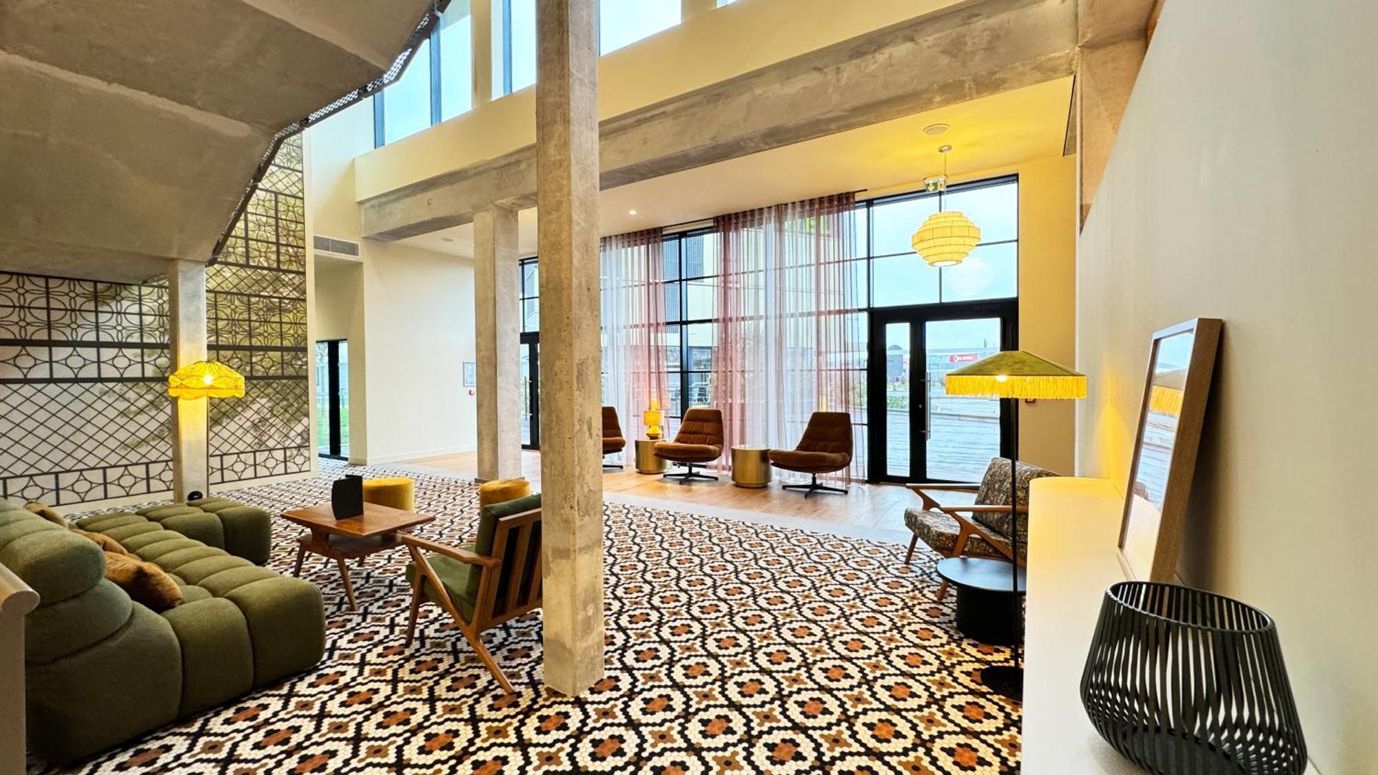 Kyriad Prestige Compiegne Jaux Екстериор снимка