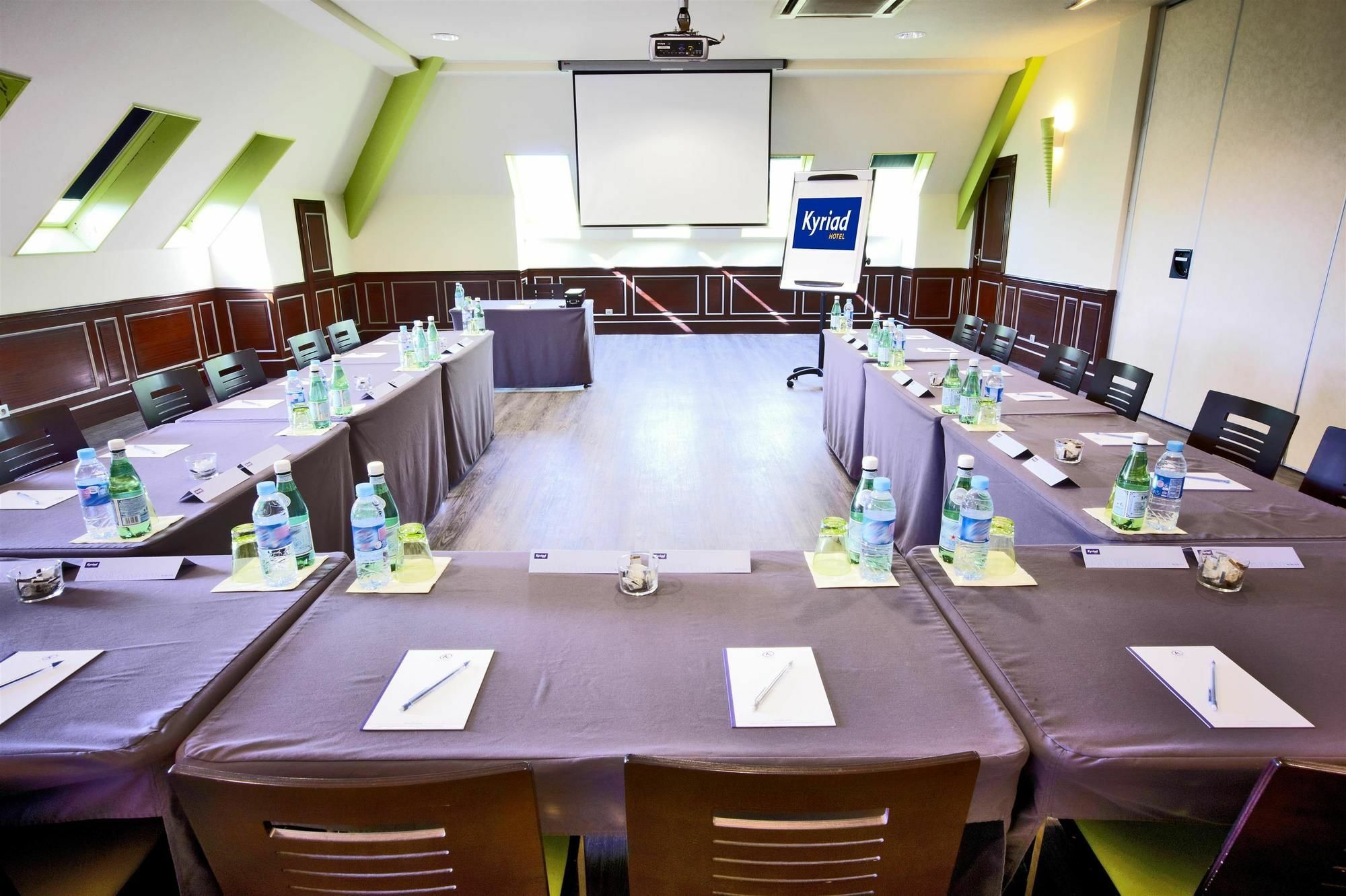 Kyriad Prestige Compiegne Jaux Екстериор снимка